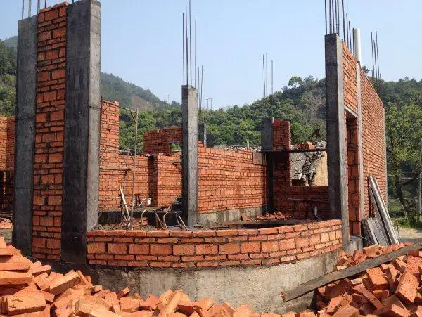 農(nóng)村自建房屋墻體驗(yàn)收時(shí)應(yīng)檢查哪些問(wèn)題