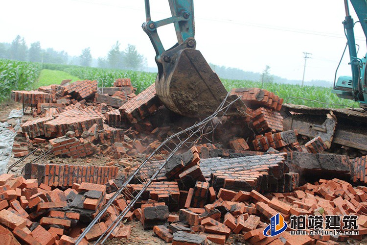 或?qū)ⅰ敖型！鞭r(nóng)村自建房，連翻修都不允許？現(xiàn)在答案已經(jīng)出來了